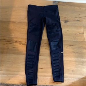 Alo Moto legging